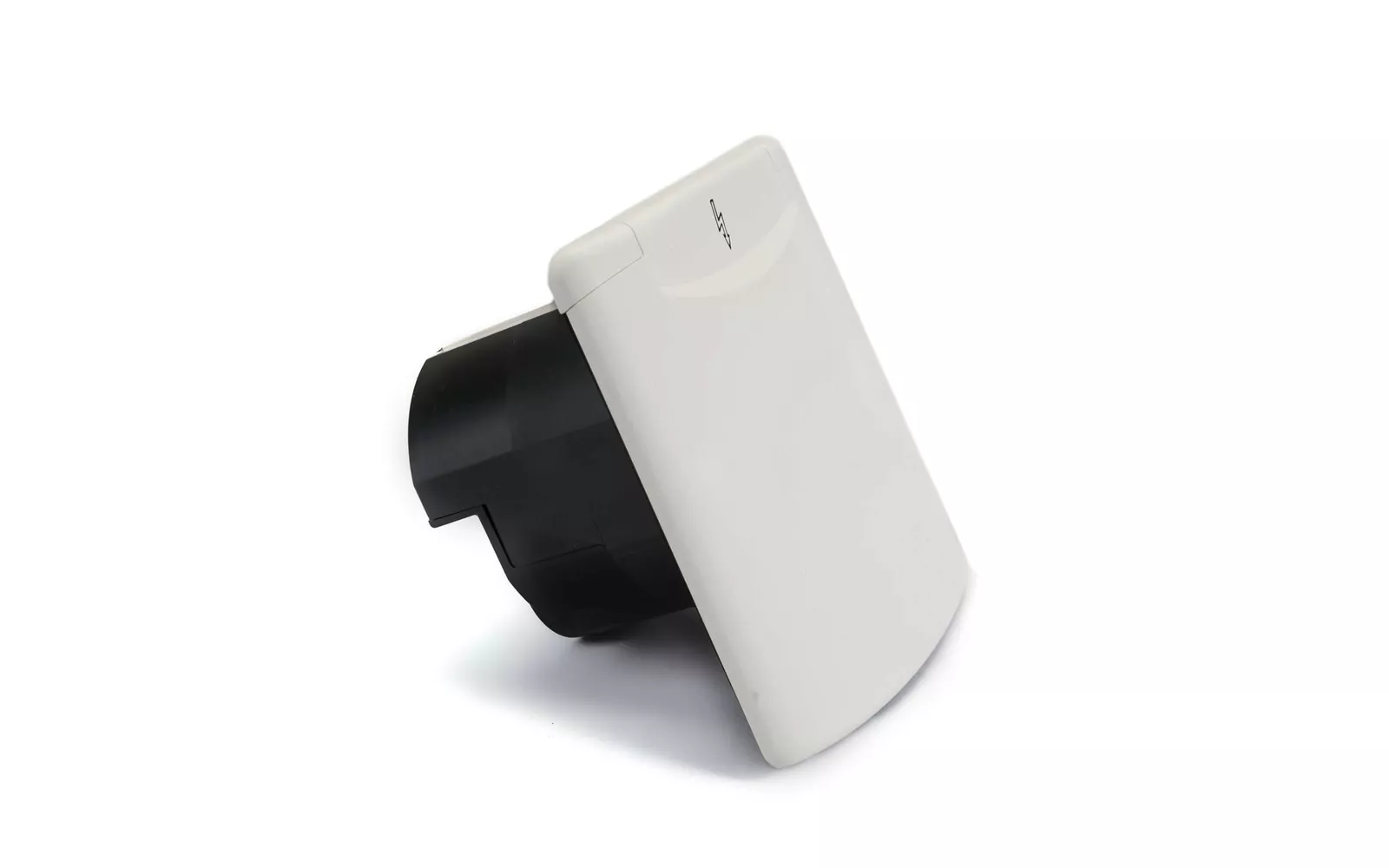 Toma Ext. 220V Cuadr. Magnetic Blanco Toma Ext. 220V Cuadr. Magnetic Blanco - Imagen 4